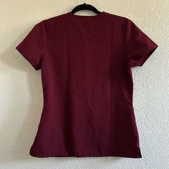 Figs set of Casma 3 pocket top and pants - Picture 4 of 11